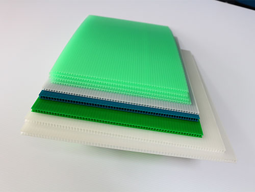 what is corrugated plastic sheet