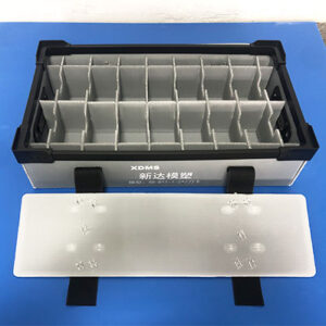 Corrugated plastic box with lid